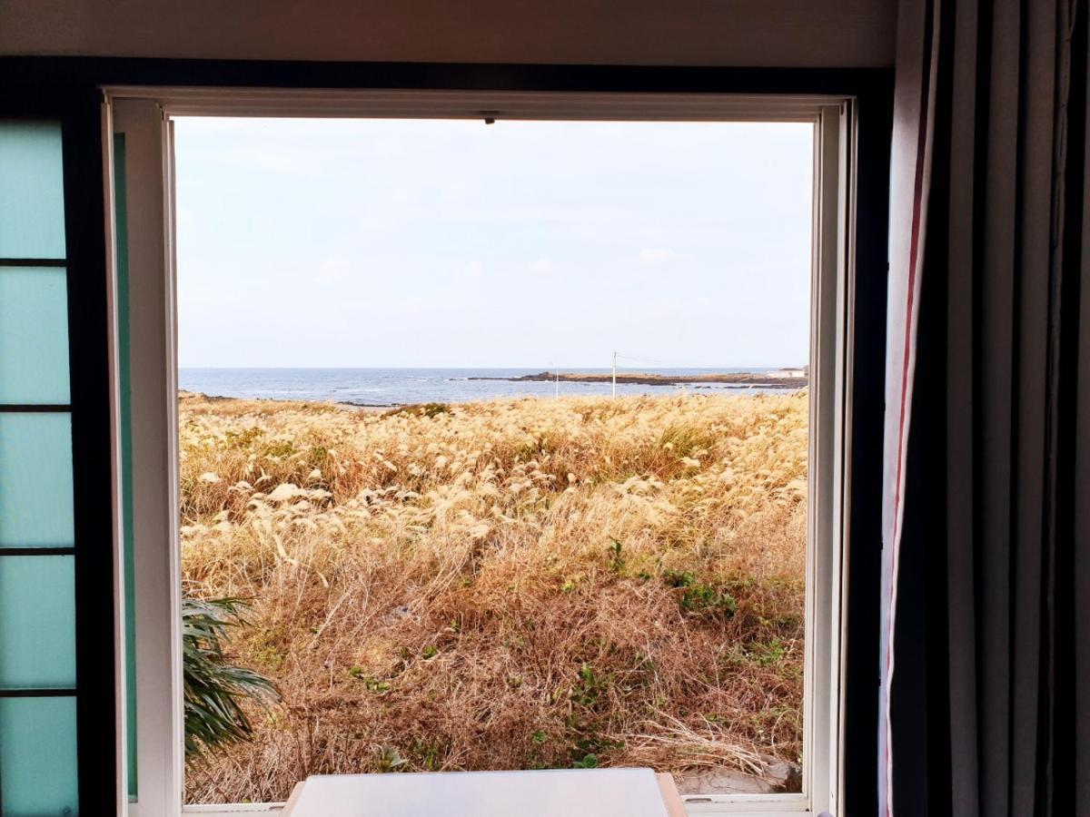 Morning Beach Pension Jeju Ngoại thất bức ảnh