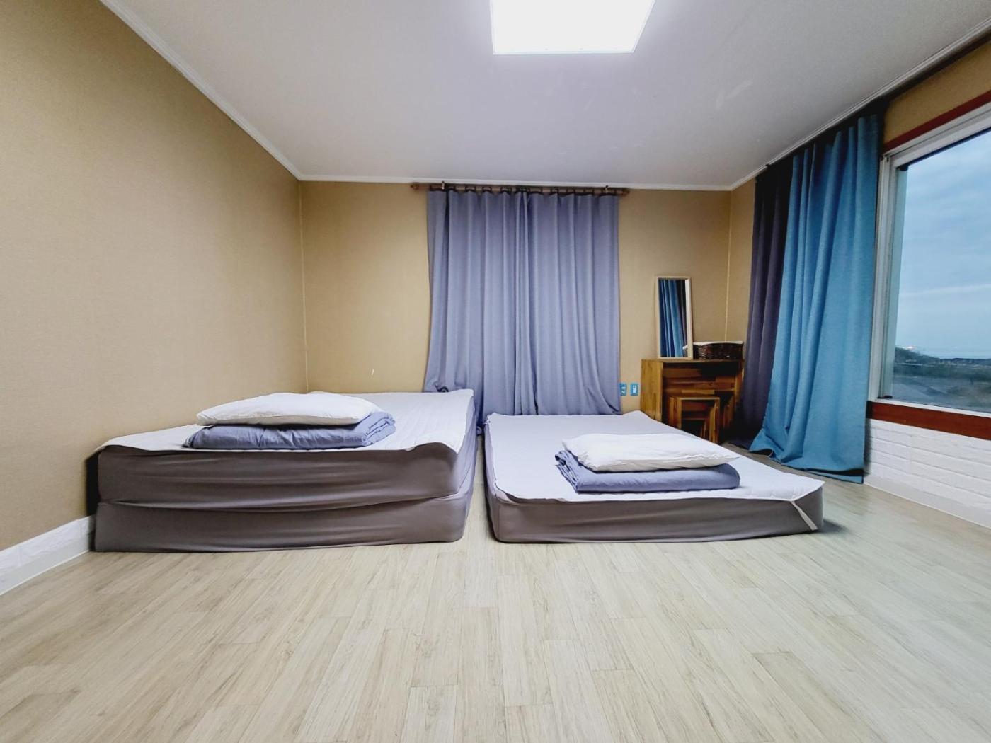 Morning Beach Pension Jeju Ngoại thất bức ảnh