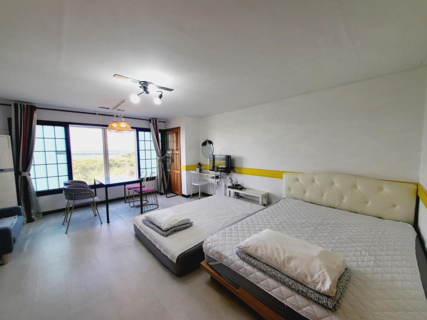 Morning Beach Pension Jeju Ngoại thất bức ảnh