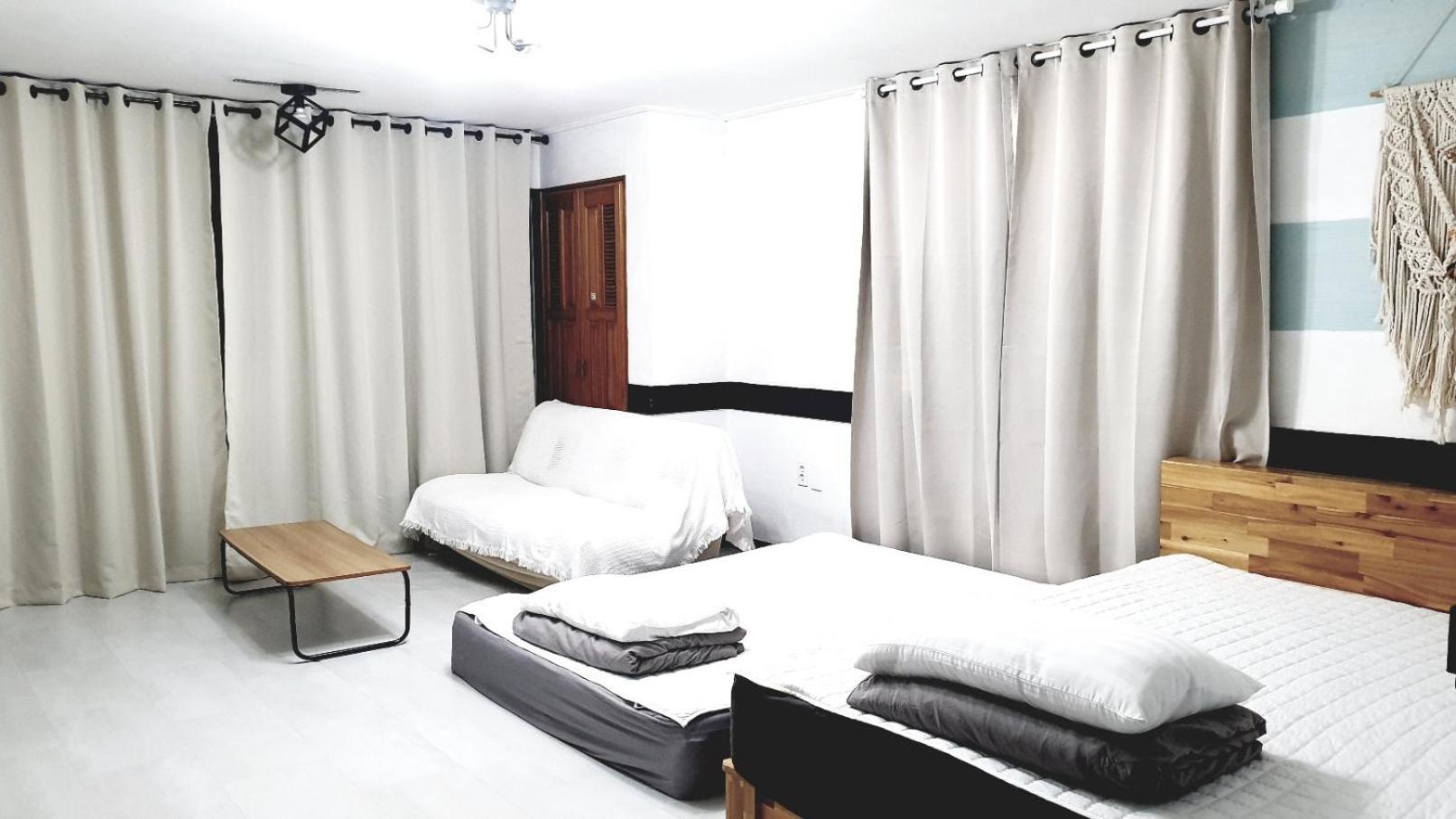 Morning Beach Pension Jeju Ngoại thất bức ảnh