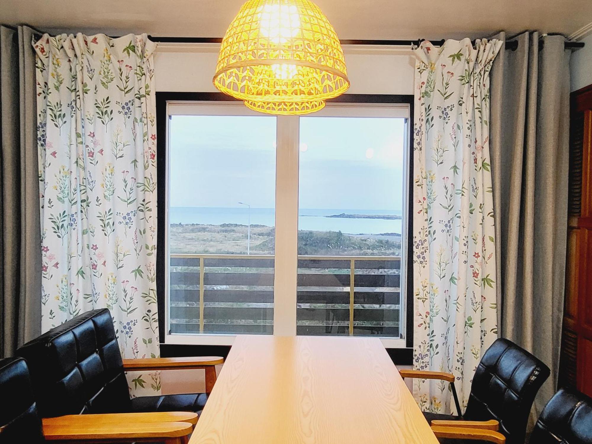 Morning Beach Pension Jeju Ngoại thất bức ảnh