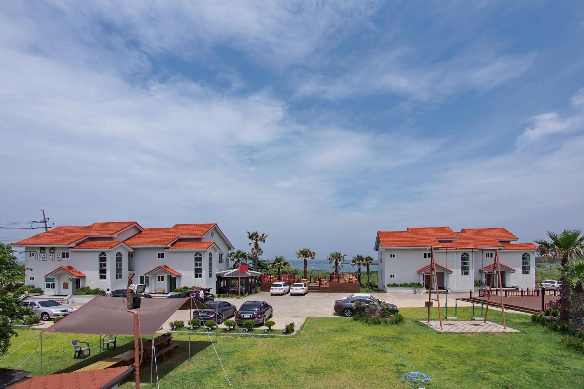 Morning Beach Pension Jeju Ngoại thất bức ảnh